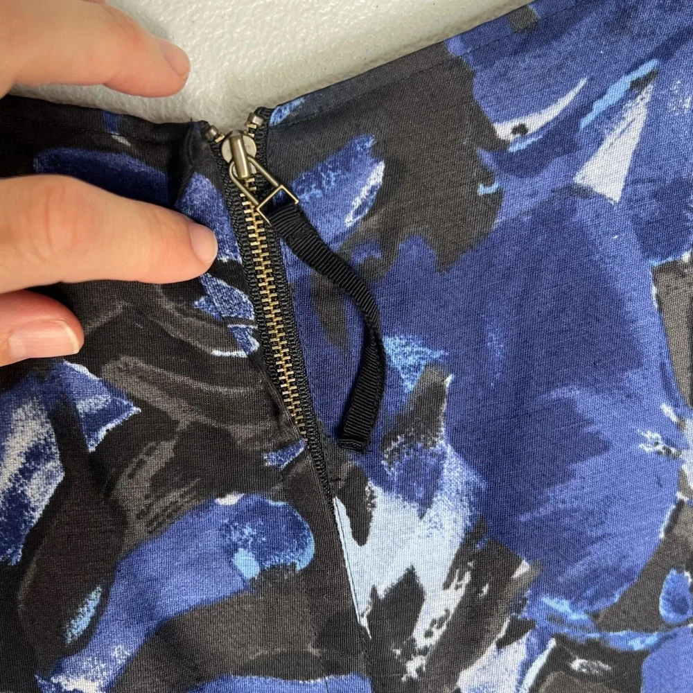 Banana Republic Mad Men Linen Blend Floral Dress Petite Fit Flare Blue‎ Black 4P